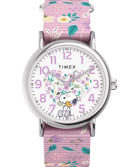 timex weekender 38mm peanuts collection.